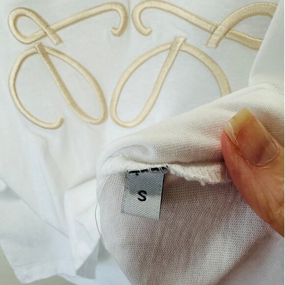 Loewe White Short Sleeve Cream Embroidered Logo Graphic Tee S - Picture 8 of 13
